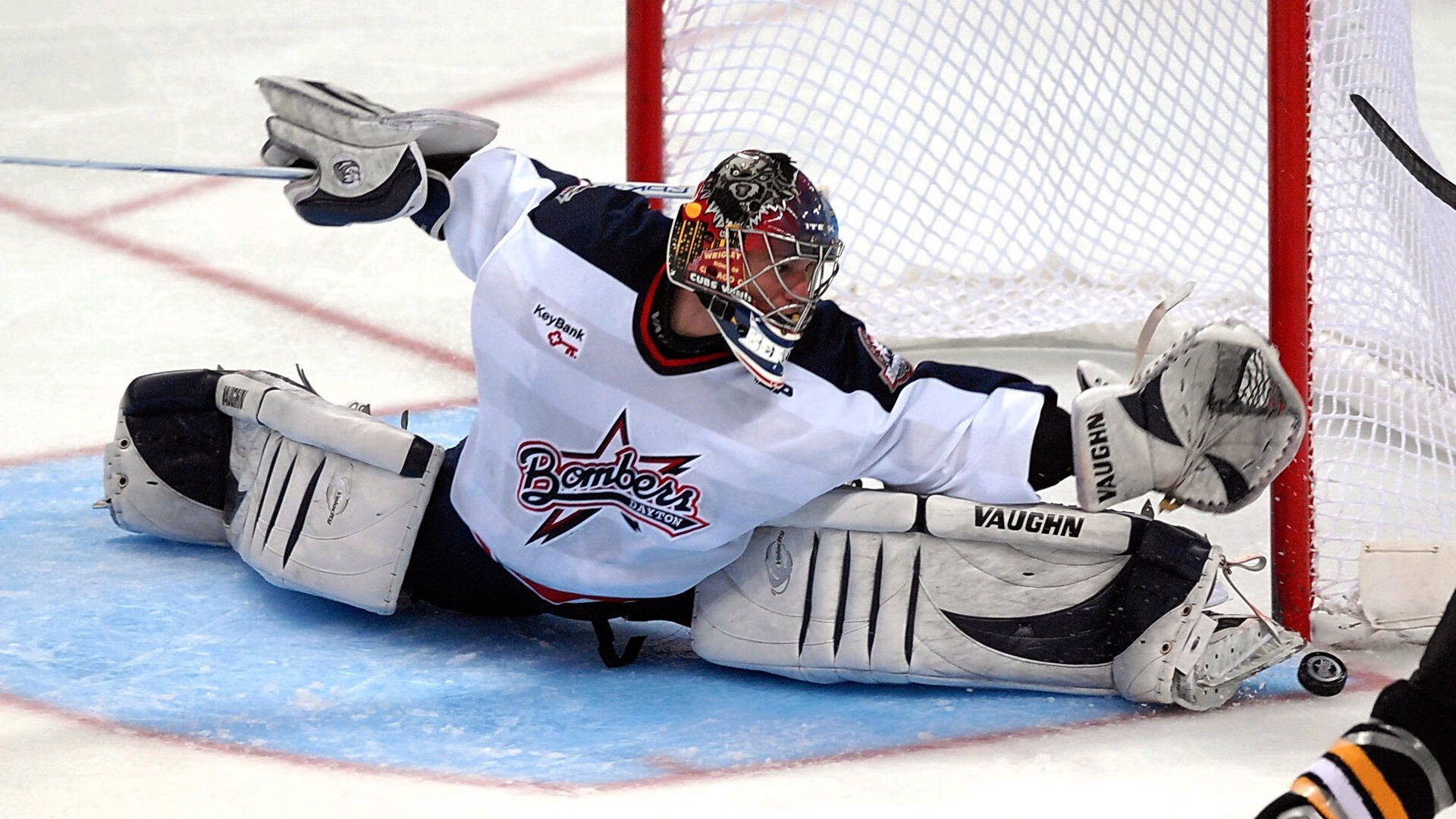 战术“奇兵”揭秘:战场上的“秘密武器”,战术奇才